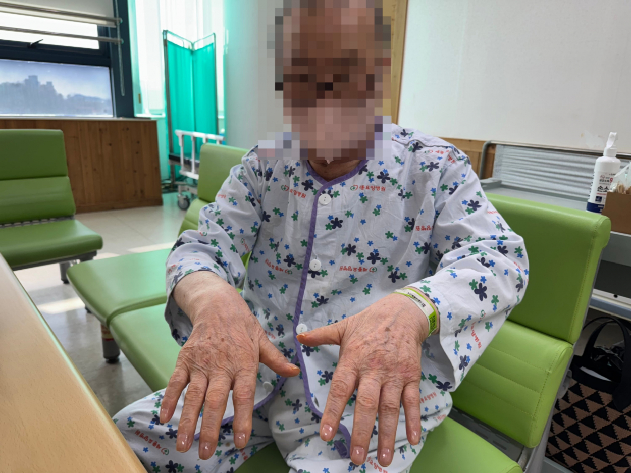 세종요양병원 네일아트 서비스 실시(26/01/21) 첨부이미지 : KakaoTalk_20260122_164136497_01.jpg