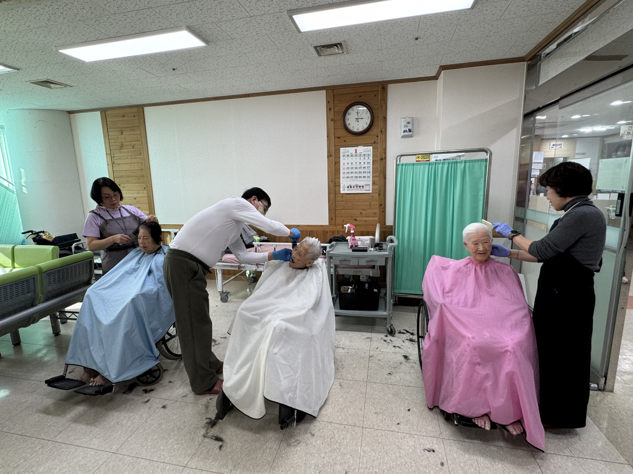 세종요양병원 이미용 서비스 실시(26/01/26~01/29) 첨부이미지 : KakaoTalk_20260129_143203274_12.jpg