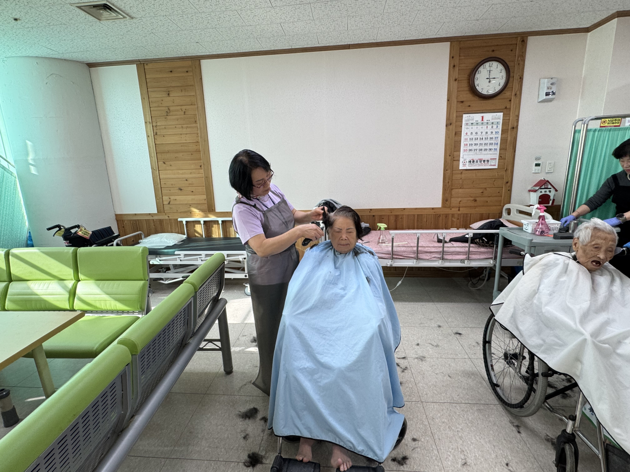세종요양병원 이미용 서비스 실시(26/01/26~01/29) 첨부이미지 : KakaoTalk_20260129_143203274_10.jpg