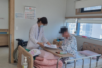 세종요양병원 미술활동프로그램 실시(25/10/27~10/31)