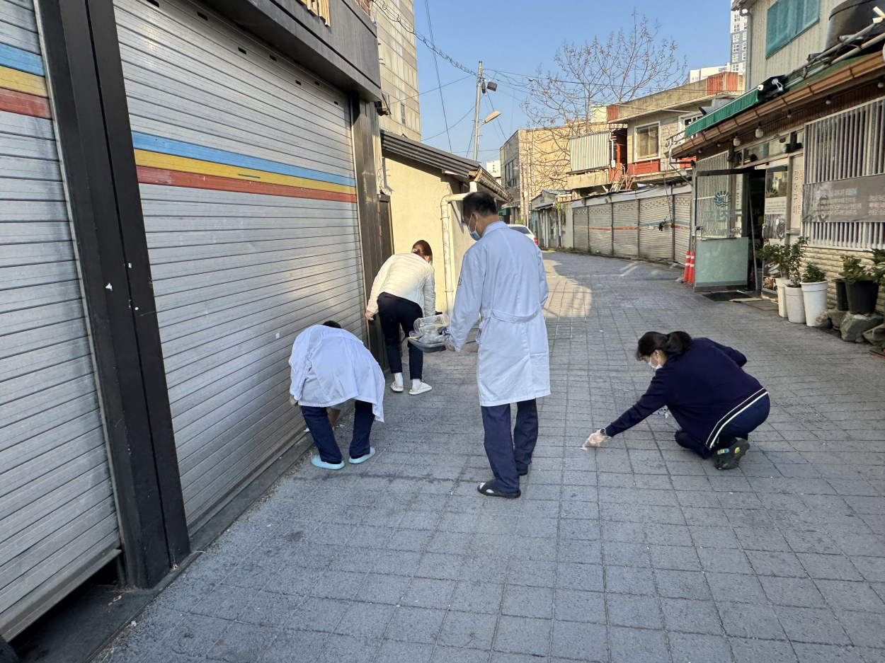 세종요양병원 금요 대청소 실시 (25/11/07) 첨부이미지 : KakaoTalk_20251107_085050379_03.jpg