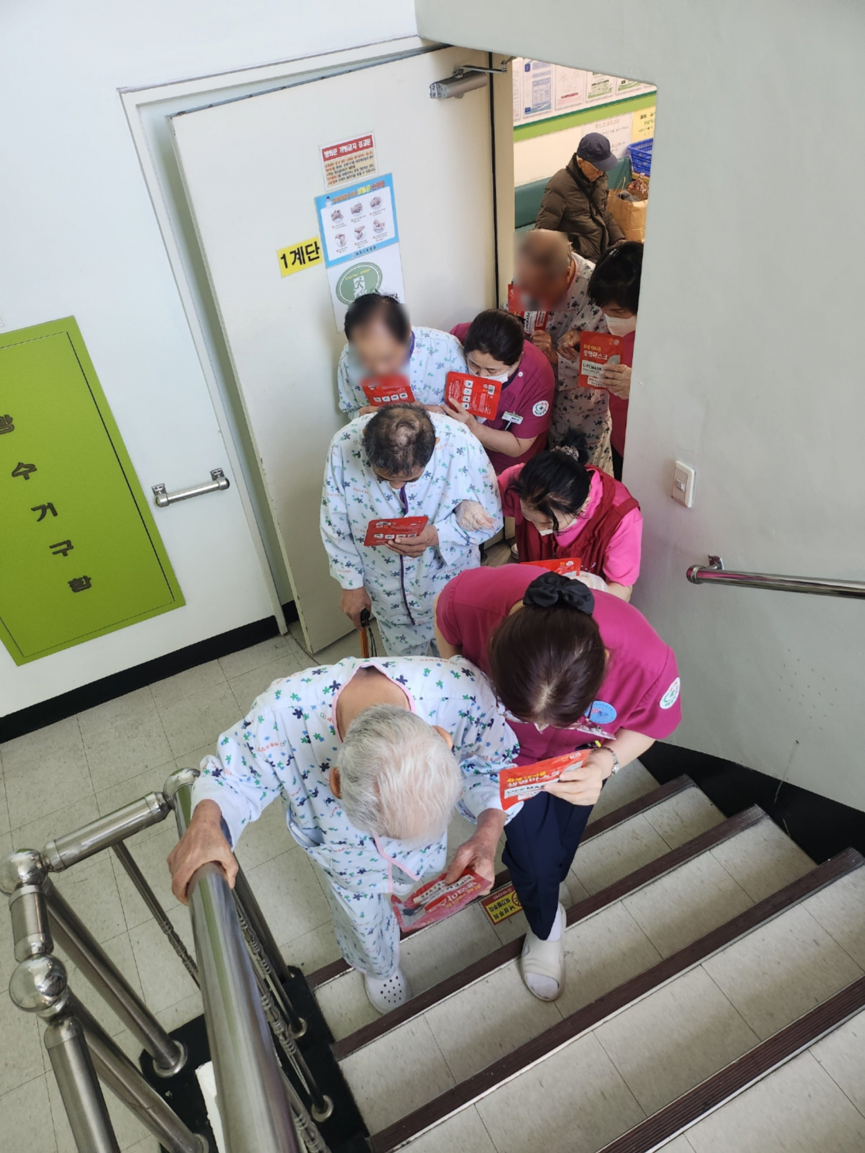 세종요양병원 소방훈련 실시(25/12/19) 첨부이미지 : KakaoTalk_20251219_143448854_01.jpg