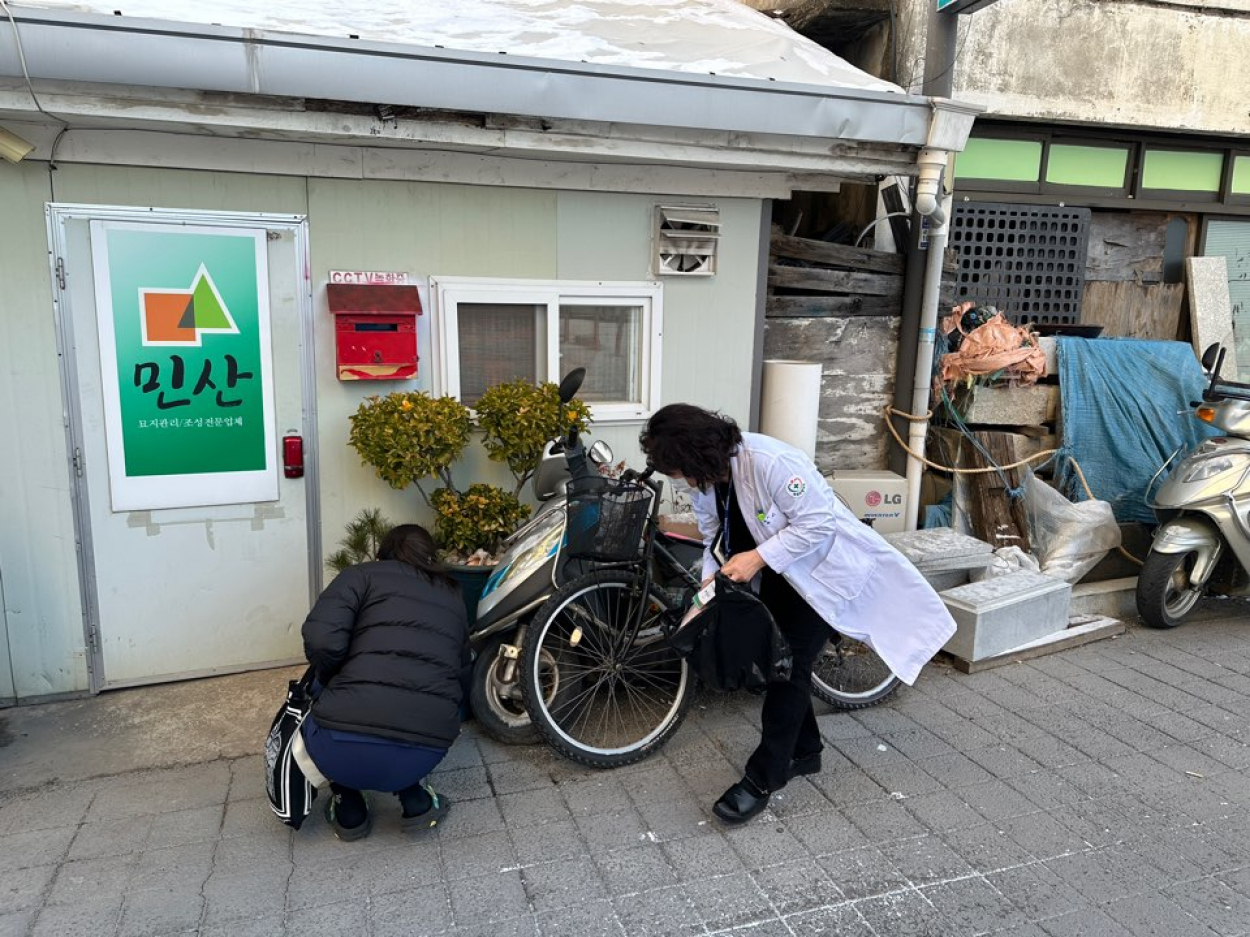 세종요양병원 금요대청소 실시(25/12/26) 첨부이미지 : KakaoTalk_20251226_084621286_01.jpg