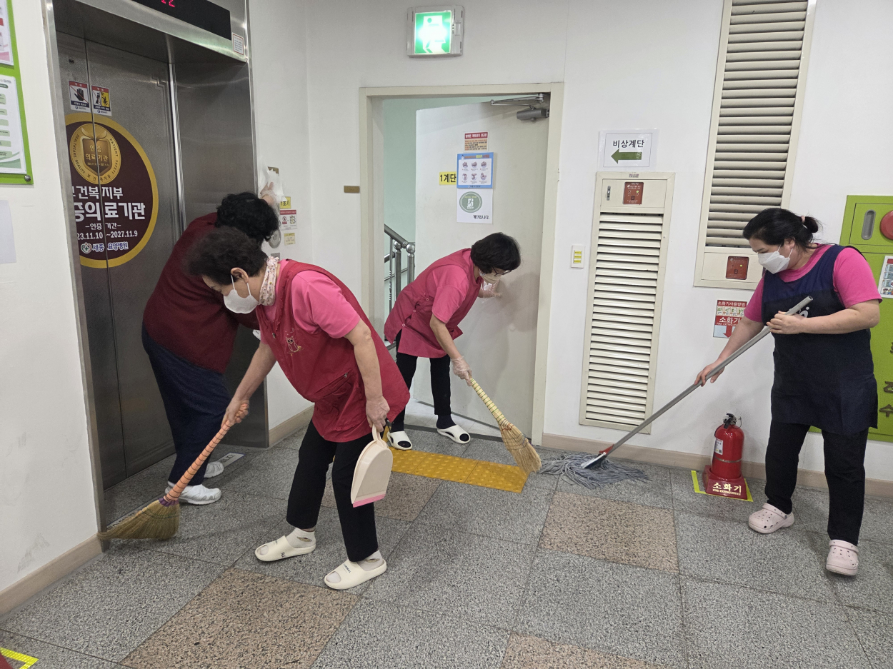 세종요양병원 금요 대청소 실시(26/01/23) 첨부이미지 : KakaoTalk_20260123_141238590.jpg