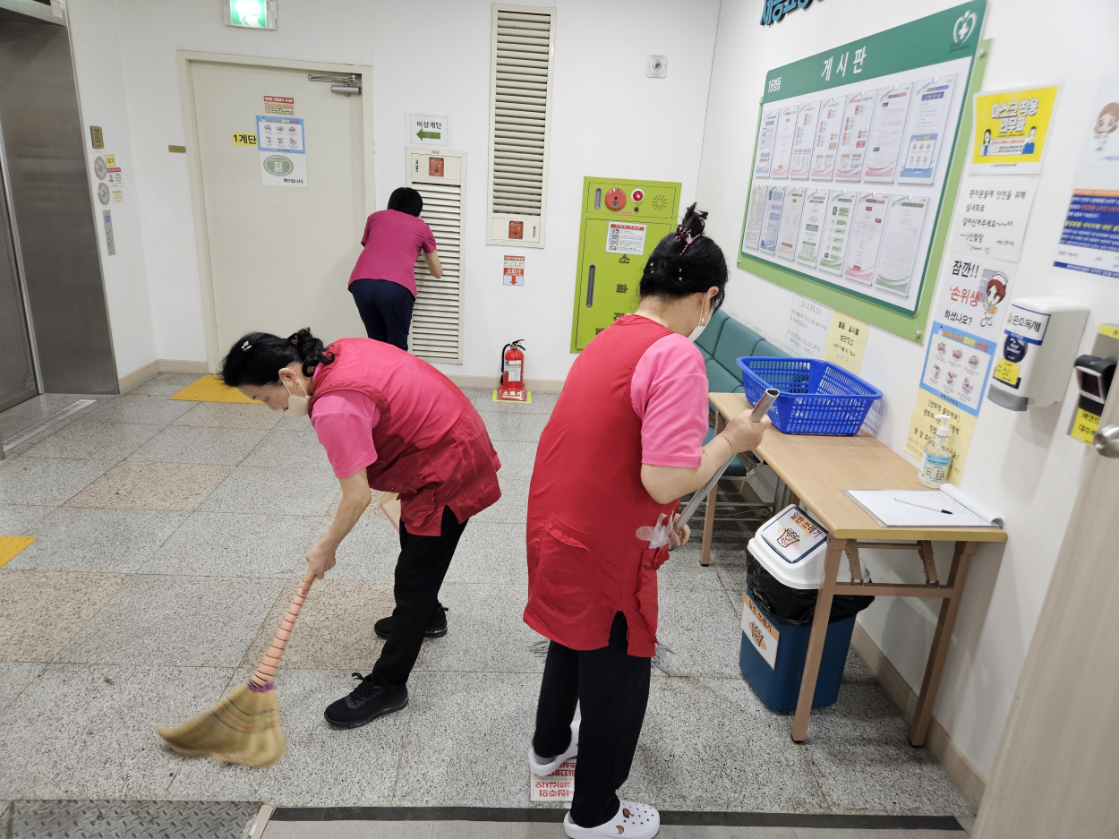 세종요양병원 금요 대청소 실시(26/03/13) 첨부이미지 : KakaoTalk_20260313_141032836_02.jpg